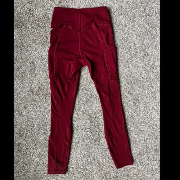 Fabletics Motion 365 High-waisted 7/8 Crop Leggings - Picture 1 of 5